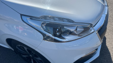 Peugeot 208 1.2 PureTech Allure Premium 5dr Petrol Hatchback